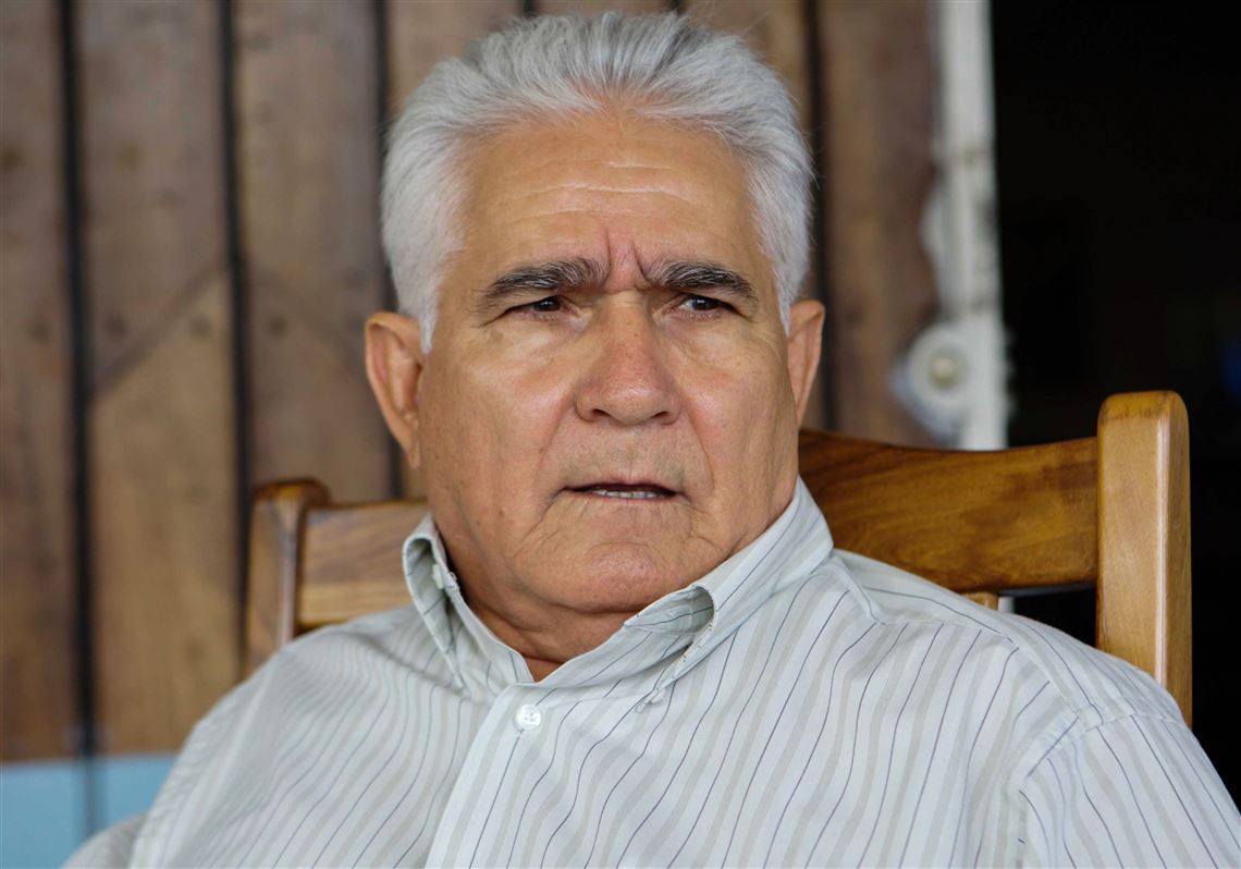 الزعيم الثوري في نيكاراجوا إيدن باستورا