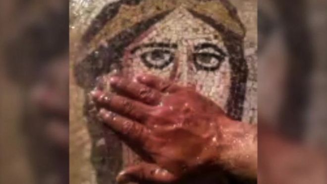 فيسبوك يحظر بيع آثار تاريخية بينها قطع من العراق وسوريا