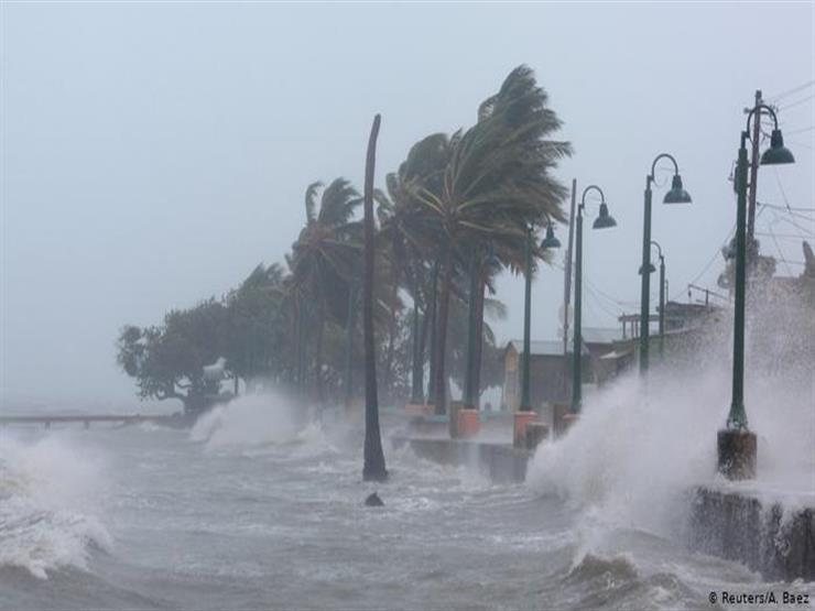 إعصار إساياس يصل ساحل أمريكا الشرقي برياح أشد من المتوقع