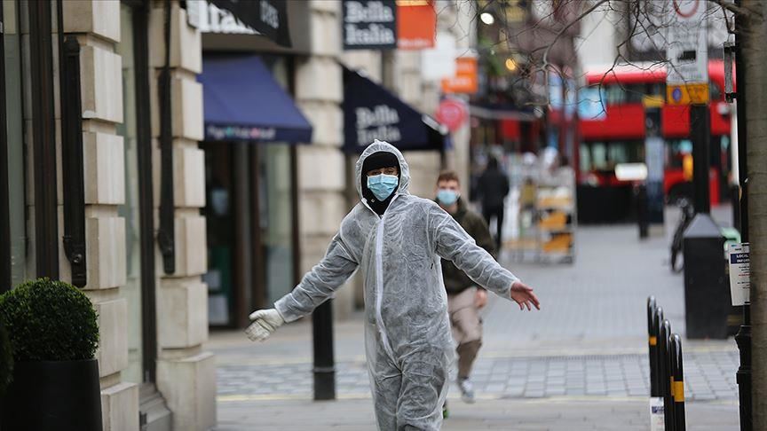 بريطانيا تواجه "نقطة تحول" في جهود الحد من انتشار فيروس كورونا