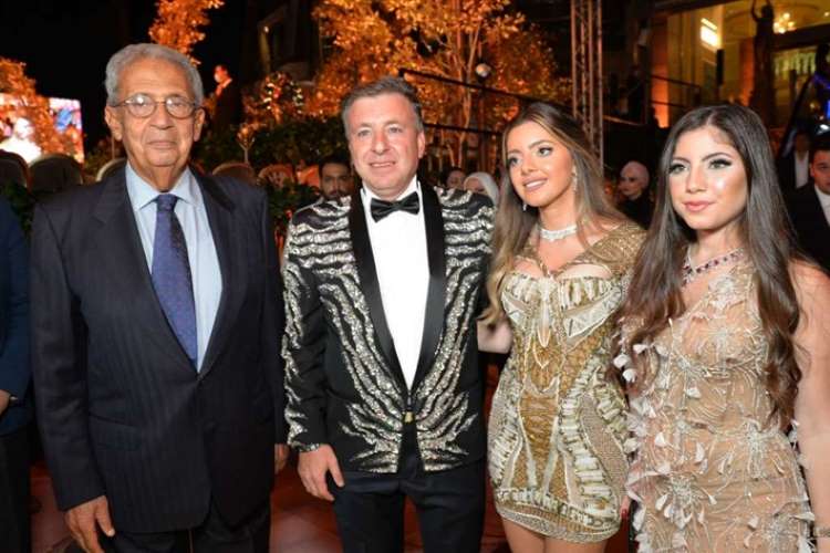  حفل زفاف باذخ لرجل أعمال سوريّ في مصرحضره عمرو موسى 