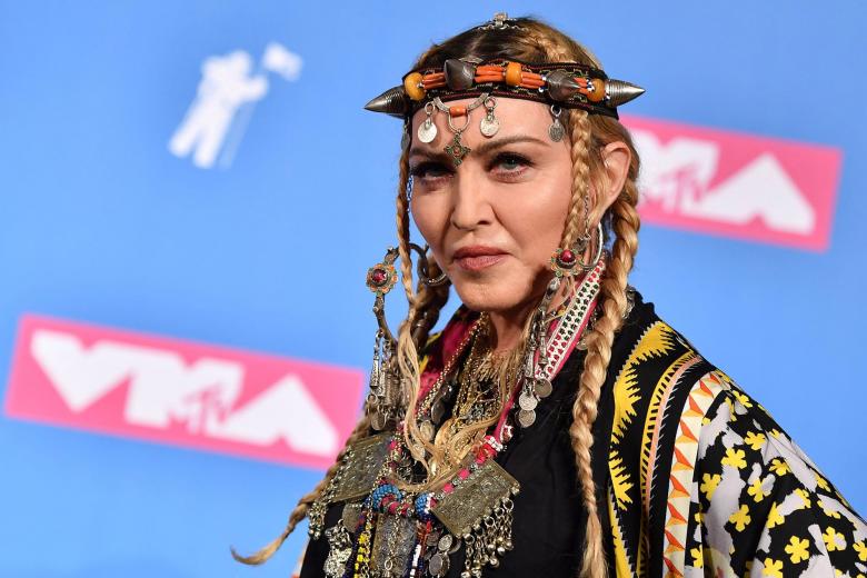  مادونا ستؤيد بايدن ولن تتسامح مع موقف ترامب من اطفال المكسيك 