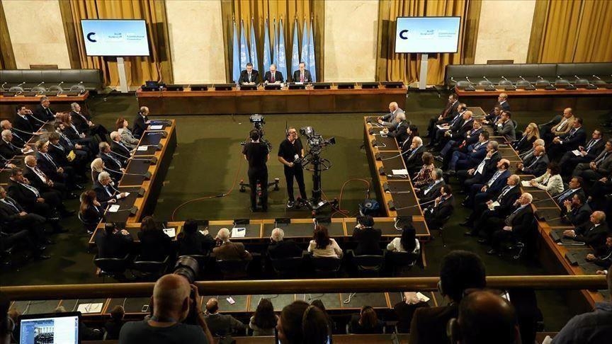 قطار"الدستورية السورية"يصل محطته الخامسة بآمال ضعيفة