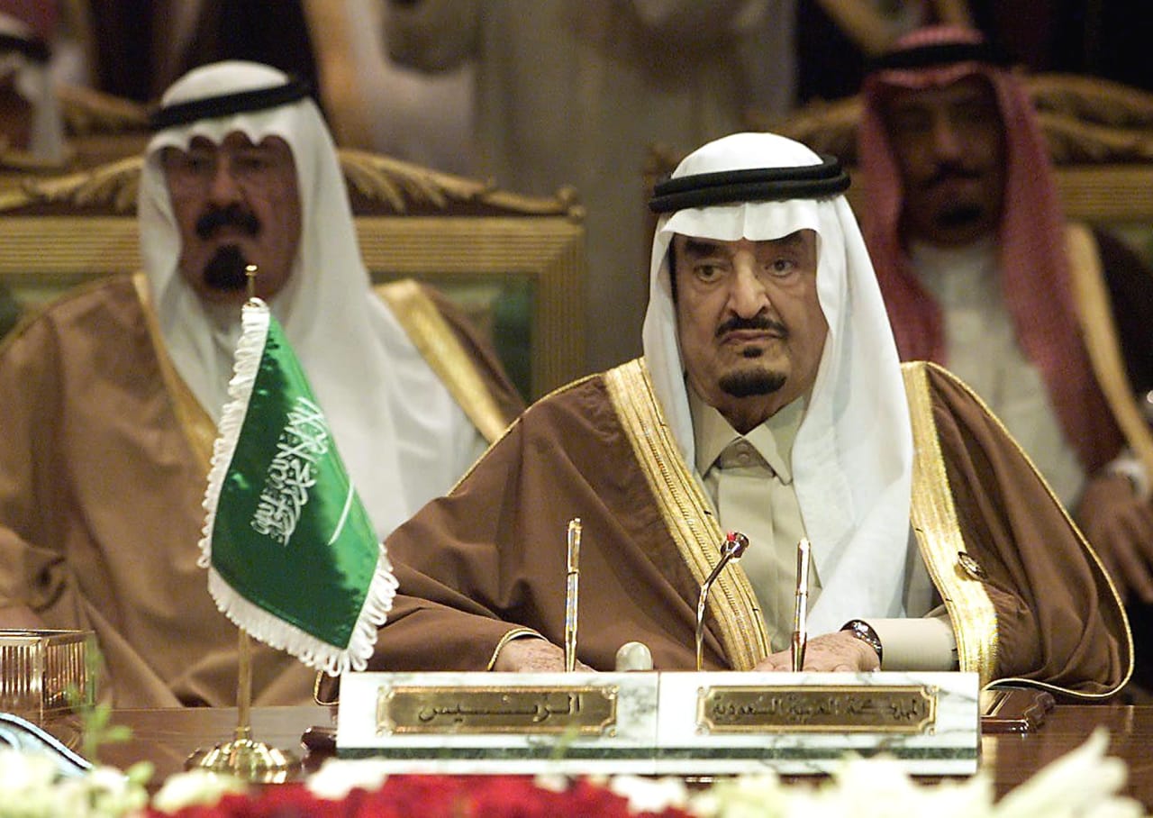 وزير سعودي يروي قصة "طرد" الملك فهد للسفير الأمريكي