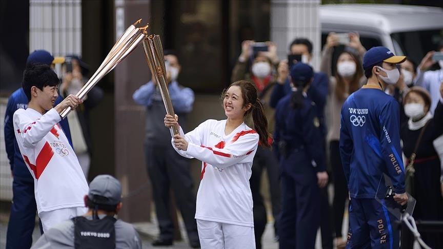 اليابان تلغي جولة الشعلة الأولمبية في أوساكا بسبب كورونا