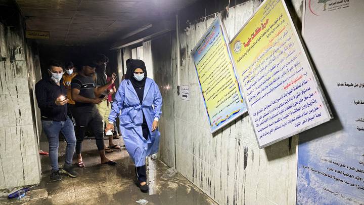 حصيلة حريق بمستشفى كورونا في بغداد 82 وفاة و110 إصابة