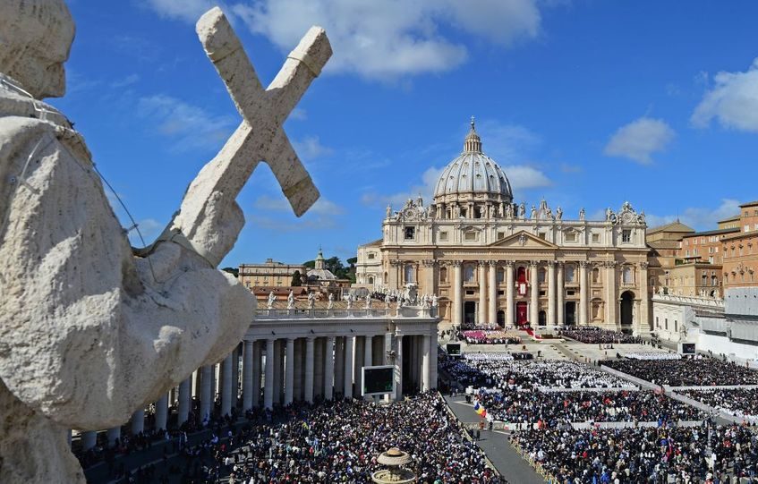 ممثل الفاتيكان في سوريا: مشاهد طوابير وقصص فساد  