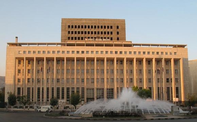  نظام أسد يستعد لتنفيذ إحدى أكبر عمليات نهب السوريين في الخارج