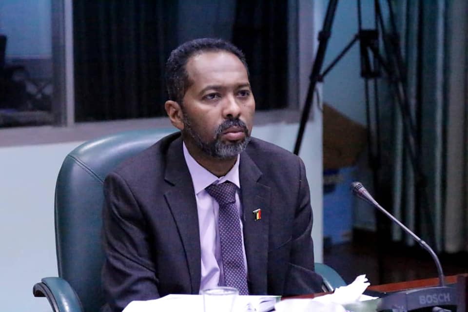 الوزير خالد عمر يوسف