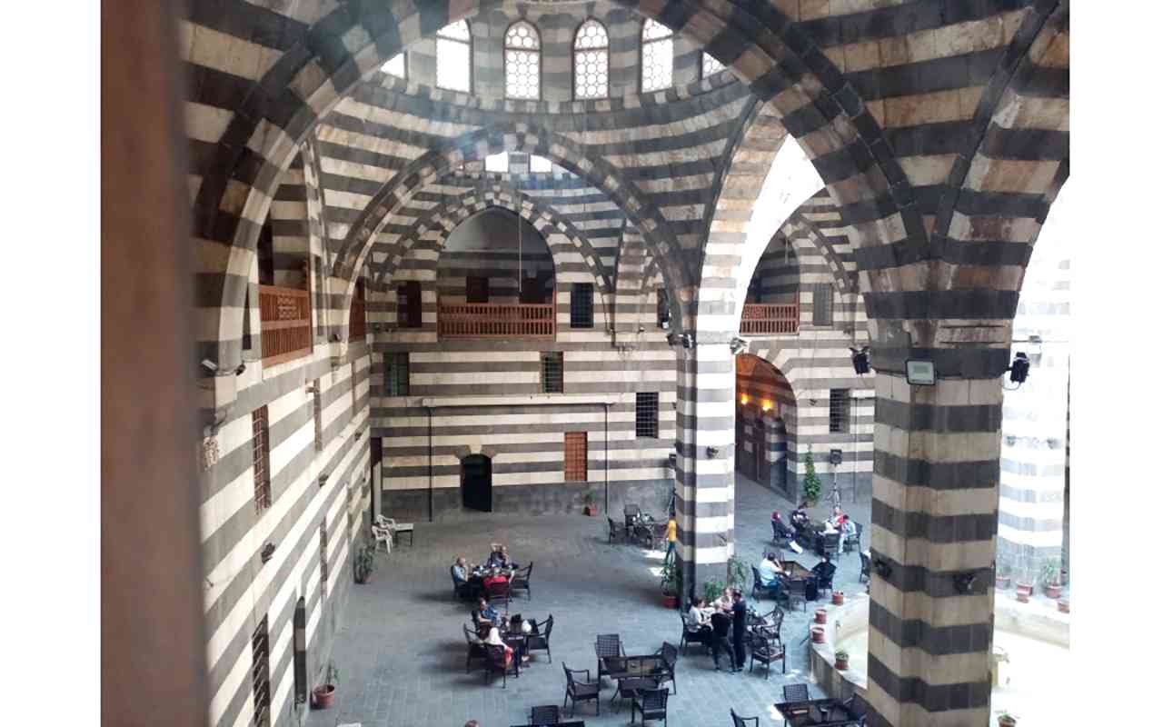 خان أسعد باشا.. شاهد على حضارة دمشق وانفتاحها الفكري والثقافي خان أسعد باشا.. شاهد على حضارة دمشق وانفتاحها الفكري والثقافي