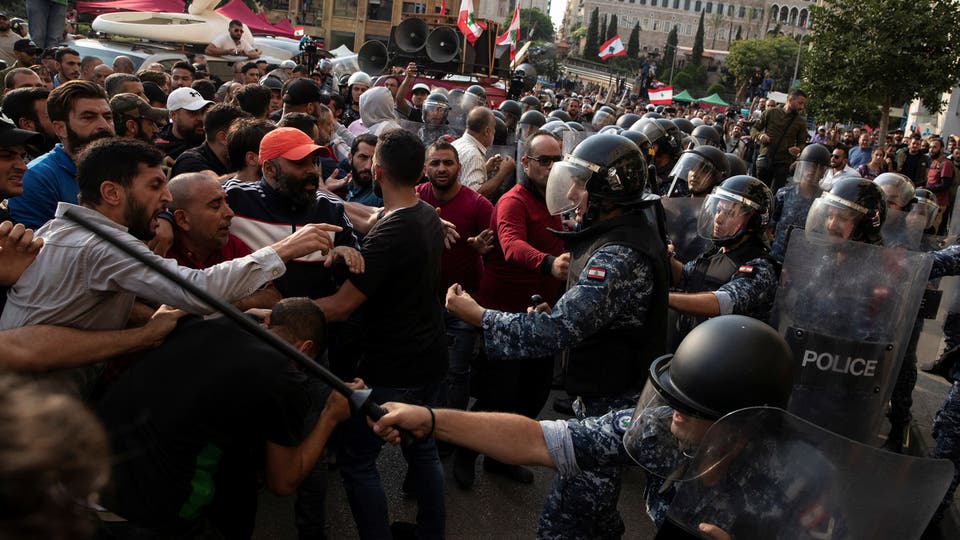 “ضريبة واتسآب” لم تكُن المحرّك الوحيد لتظاهرات 2019 في لبنان