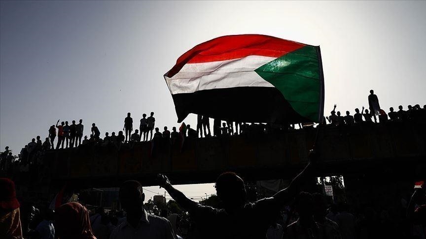 السودان.. إلى نفق مظلم أم ان خيارات الحلول تلوح...؟