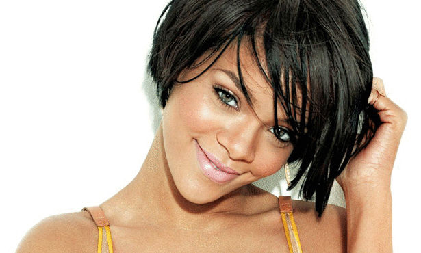 المغنية ريهانة تتصدر قائمة الأغاني للمرة السابعة