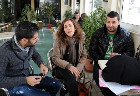 السجن 4 اشهر مع وقف التنفيذ بحق شاتم الشرطة مغني الراب وصحافية في تونس