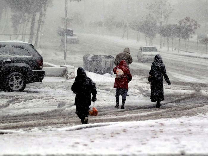 العاصفة الثلجية في الاردن