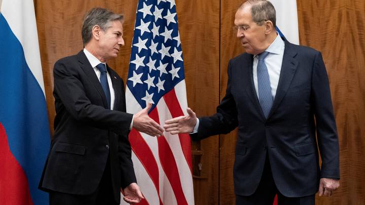لافروف بلينكن في جنيف - رويترز -  تويتر