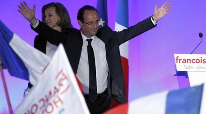 مجلة كلوسر تعلن انها ستسحب من موقعها المعلومات عن علاقة مفترضة لهولاند 