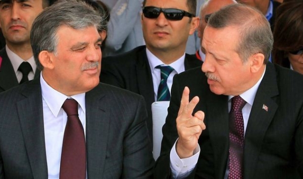 القادة الاتراك يلتقون لتسوية الخلاف بشأن تقييد سلطات القضاء