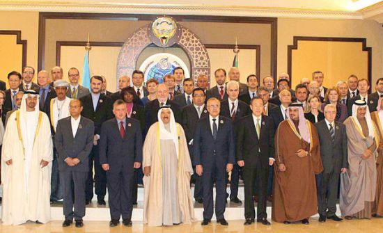 مؤتمر المانحين في الكويت يعد باكثر من 2,4 مليار دولار للسوريين