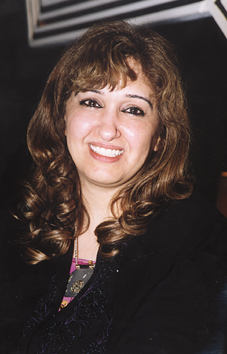 اتحاد الكتاب يهنئ ميسون القاسمي على فوزها بجائزة كفافيس الدولية للشعر