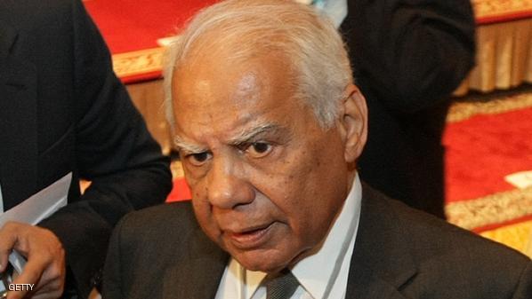   الحكومة المصرية بما فيها السيسي تستقيل مع اقتراب انتخابات الرئاسة 