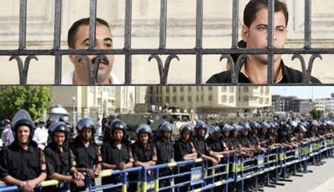 القضاء المصري يرفض طلبات صحافيي الجزيرة الافراج عنهم بكفالة