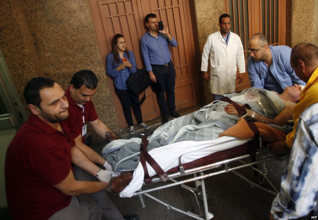 شتباك بين مجموعتين فلسطينيتين في مخيم في جنوب لبنان