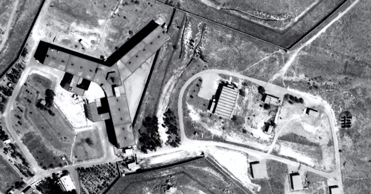 سجن صيدنايا مسرح للتعذيب والاجرام - لقطة اقمار اصطناعية