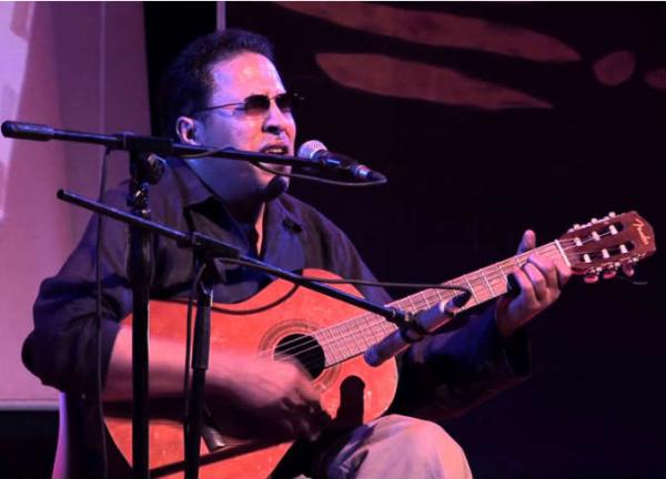 "تسلم الايادي " و "كمل جميلك".. أغان  مصرية تعبر عن الأوضاع السياسية