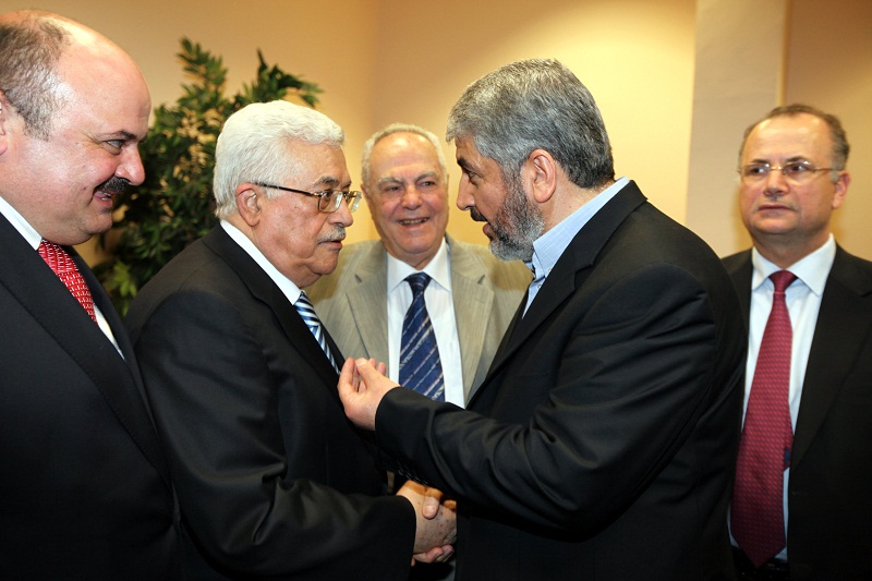 اطلاق جهود المصالحة الفلسطينيه في غياب اي تقدم في عملية السلام