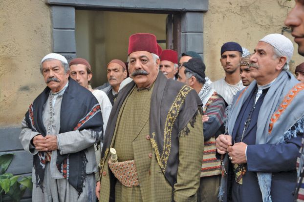  الدراما السورية في رمضان: خطوط حمر بالجملة… وشبح أزمة