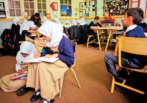 ادلة على مخطط لفرض الاسلام المتشدد في عدد من مدارس بريطانيا