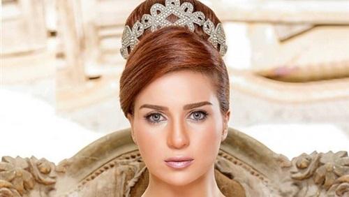 مى عز الدين