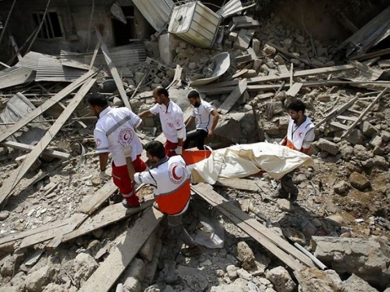 التهدئة في غزة تدخل يومها الثاني قبل محادثات اسرائيلية فلسطينية في القاهرة