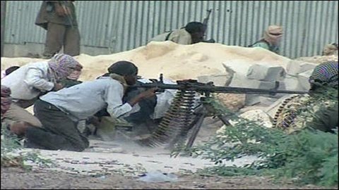 اشتباكات عنيفة في مقديشو خلال عملية امنية لنزع اسلحة ميليشيا محلية