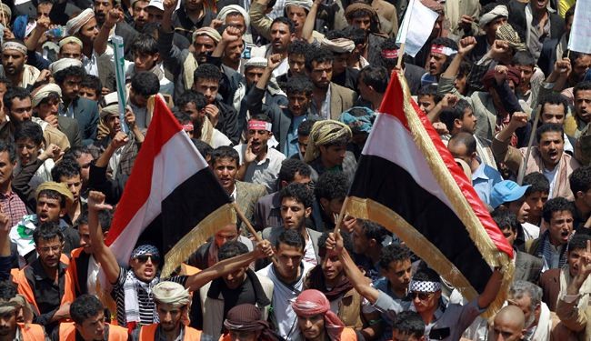 الحوثيون يبدأون احتجاجات تصعيدية في صنعاء للمطالبة باسقاط الحكومة