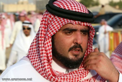 الامير السعودي الذي تعرض للسرقة في باريس لعوب ونجل ملك سابق