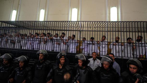 رفع سقف الحبس الاحتياطي يتحول الى عقوبة ضد المعارضين في مصر