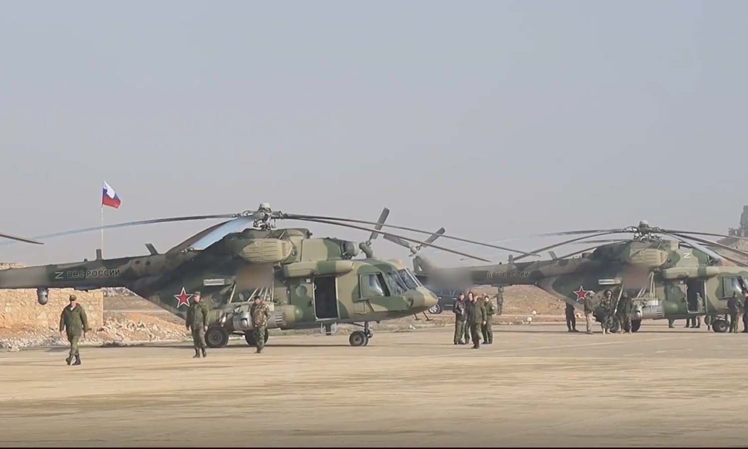 القوات الروسية في مطار "الجراح" بعد ترميمه- 24 من كانون الثاني 2023 (وزارة الدفاع/ لقطة شاشة) القوات الروسية في مطار "الجراح" بعد ترميمه- 24 من كانون الثاني 2023 (وزارة الدفاع/ لقطة شاشة)