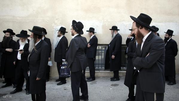 انتقاد "بلطجة" يهود متشددين ضد نساء