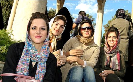 ذعر في اصفهان بعد هجمات بالحمض على نساء