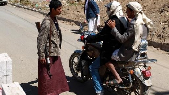  القوى السياسية اليمنية توقع اتفاقا لتشكيل "حكومة كفاءات" وتتعهد بدعمها