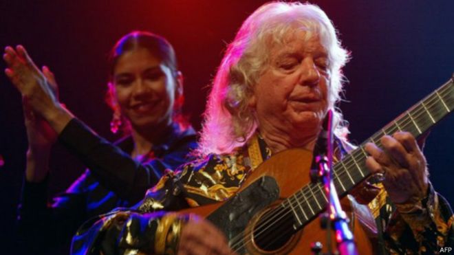 وفاة مانيتا دي بلاتا أسطورة موسيقى الفلامنكو الفرنسي