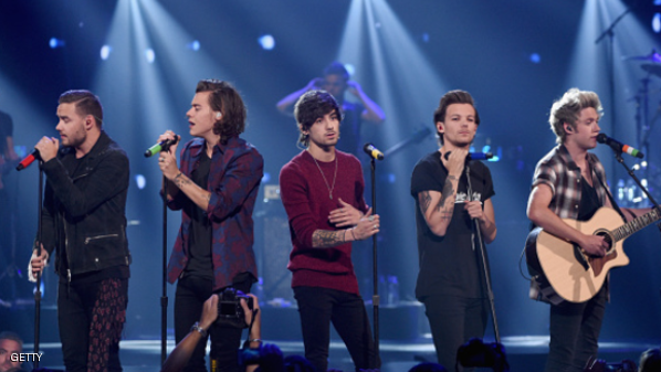 "وان دايركشن" تحصد جوائز "إم تي في"