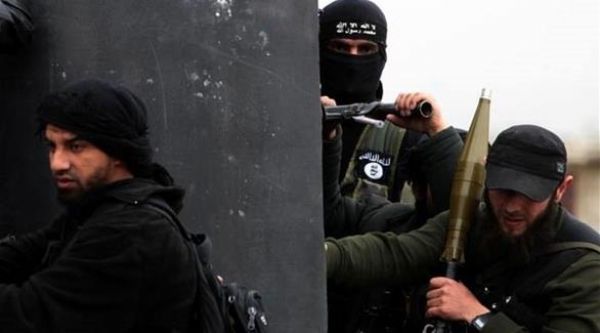 لماذا ينتحل مقاتلو الحرس الثوري الإيراني صفة جهاديي "داعش"؟