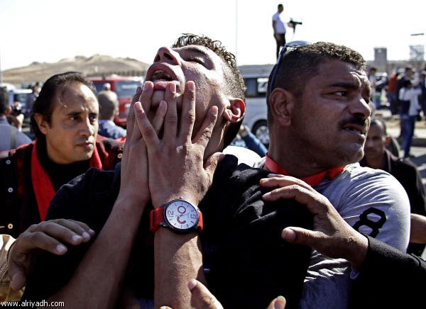 قتيل في صدامات بين الشرطة المصرية ومتظاهرين ضد الحكم ببراءة مبارك