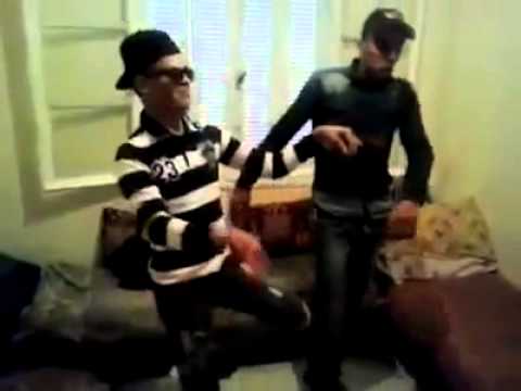 رقصة "آي آي" الشبابية في الجزائر: احتفالية...أم انحلالية..؟ 