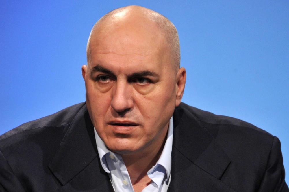 وزير الدفاع الإيطالي غويدو كروزيتّو- اكي وزير الدفاع الإيطالي غويدو كروزيتّو- اكي