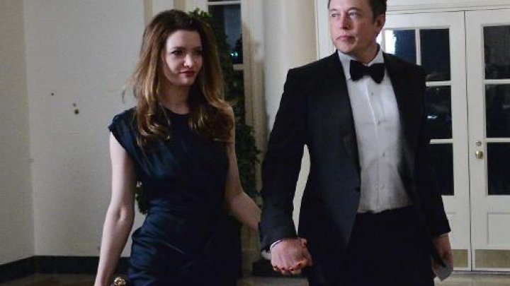 إلون ماسك يطلق للمرة الثانية تالولا رايلي 