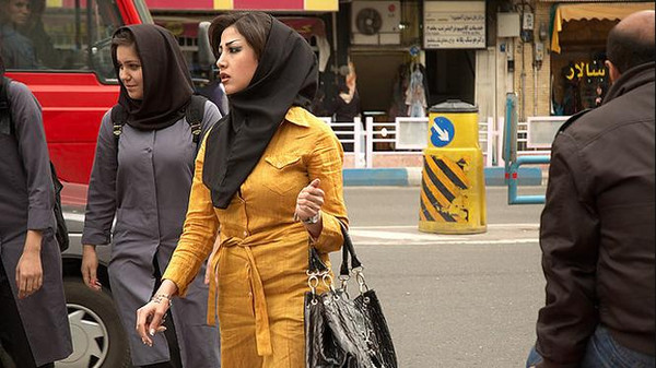 مجلس صيانة الدستور الايراني يرفض مشروع قانون حول الحجاب